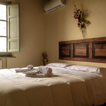 Agriturismo L'Olmo San Gimignano Luaran gambar
